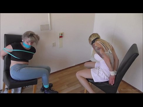 ❤️ Adicta / amarrada e amordazada / damisela en apuros ❤️ Vídeo de sexo na pornografía gl.xxxshake.ru ﹏
